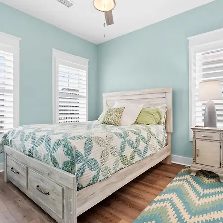 The Carlton Brunswick Vacation Rentals Private Pool And Beach Access